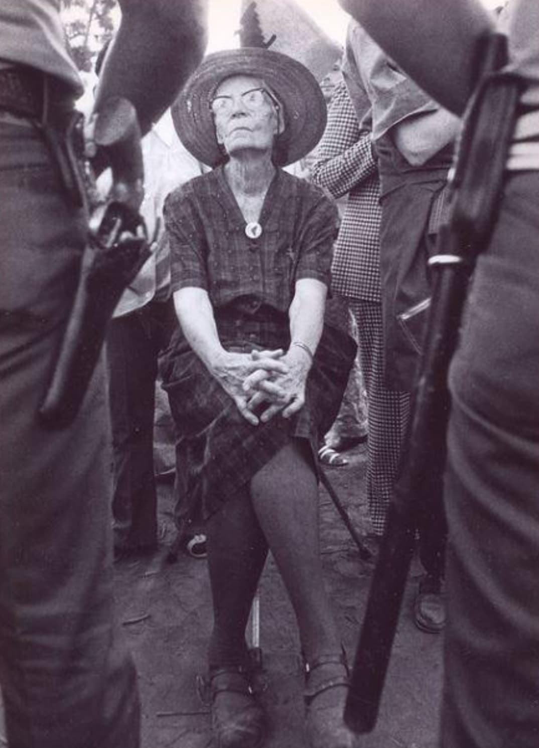 dorothy day arrested